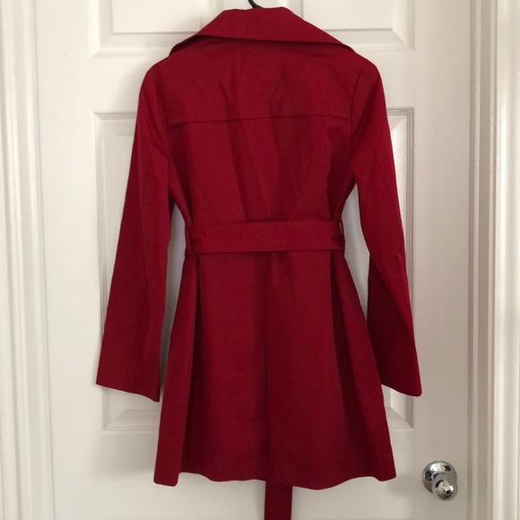Michael Kors Red Trench Raincoat - Picture 4 of 5